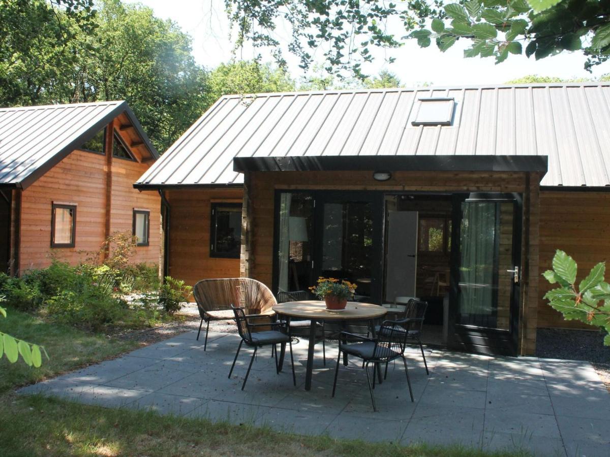 Cosy Wooden House Amid Woods In Soesterberg Utrecht Exterior foto